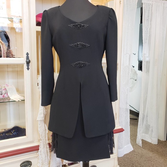 Badgley Mischka Dresses & Skirts - BADGLEY MISCHKA Vintage Black 2 Piece Formal Dress Lace and Beaded Size 10